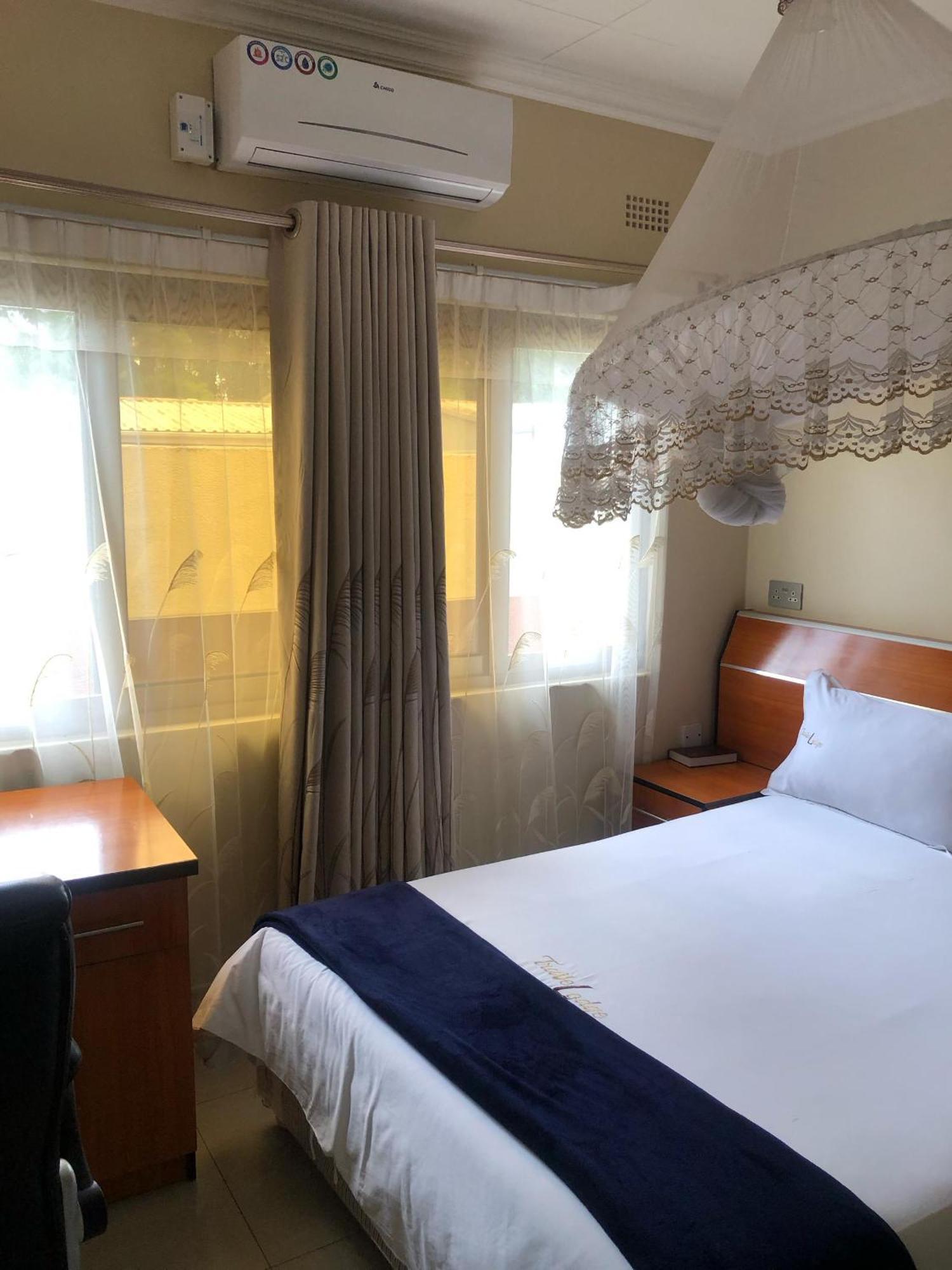 بلانتاير Travelodge المظهر الخارجي الصورة